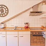 Johannishof Wein-cafe & Gaestehaus Гостевой дом 4*