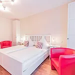 Johannishof Wein-cafe & Gaestehaus 4*