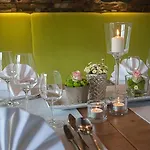 Гостевой дом Johannishof Wein-cafe & Gaestehaus