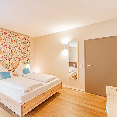 Johannishof Wein-cafe & Gaestehaus Guest house Langsur