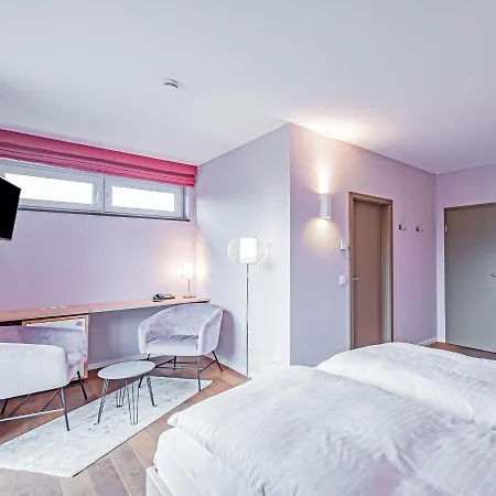 Johannishof Wein-café&gästehaus Maison d'hôtes 4*