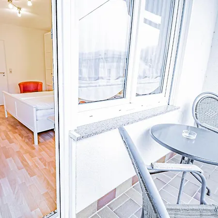 Maison d'hôtes Johannishof Wein-café&gästehaus 4*