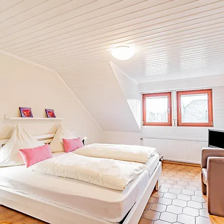 Johannishof Wein-cafe & Gaestehaus Guest house 3*