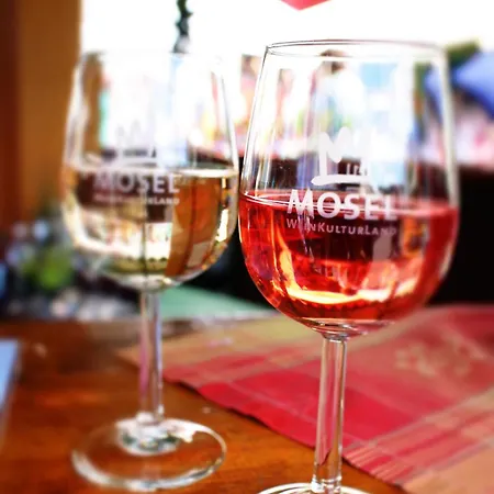 Johannishof Wein-café&gästehaus Maison d'hôtes Langsur