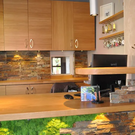 Penzion Johannishof Wein-cafe & Gaestehaus 4*