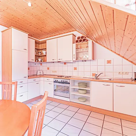 Penzion Johannishof Wein-cafe & Gaestehaus 4*