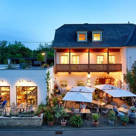 Guest house Johannishof Wein-cafe & Gaestehaus Langsur