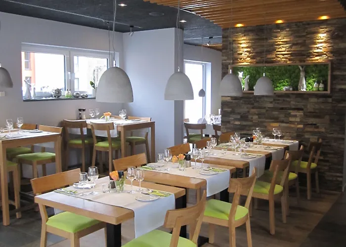 Johannishof Wein-café&gästehaus 4*