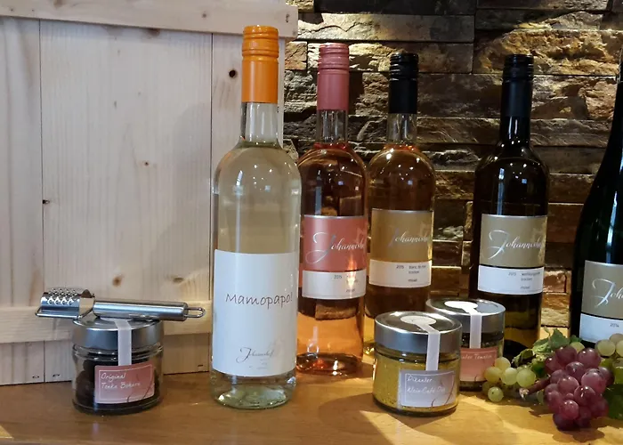 Johannishof Wein-café&gästehaus 4* Langsur