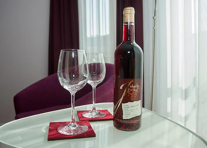 Johannishof Wein-cafe & Gaestehaus Langsur