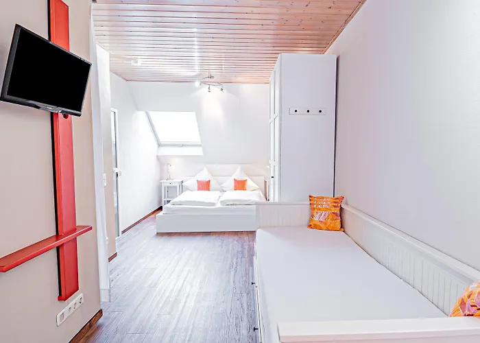 Johannishof Wein-café&gästehaus Maison d'hôtes 4*